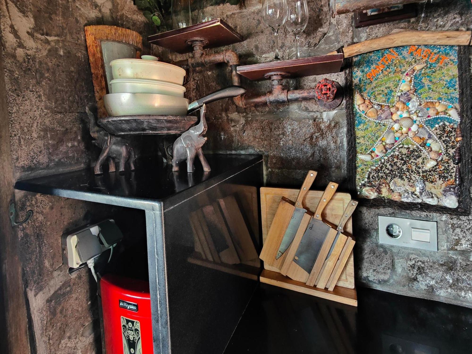 Exotic Keong Selemadeg